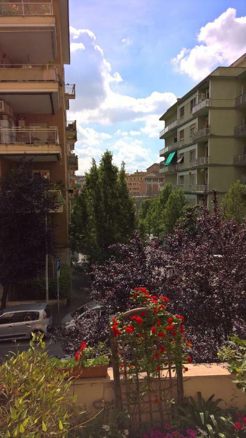 La Casa Di Mario E Nicoletta Hotel Roma Exterior foto